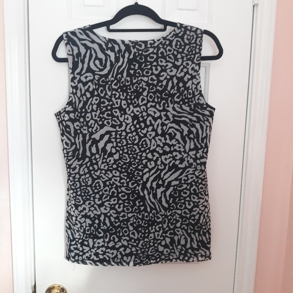Dana Buchman Sleeveless Tank - Picture 2 of 3